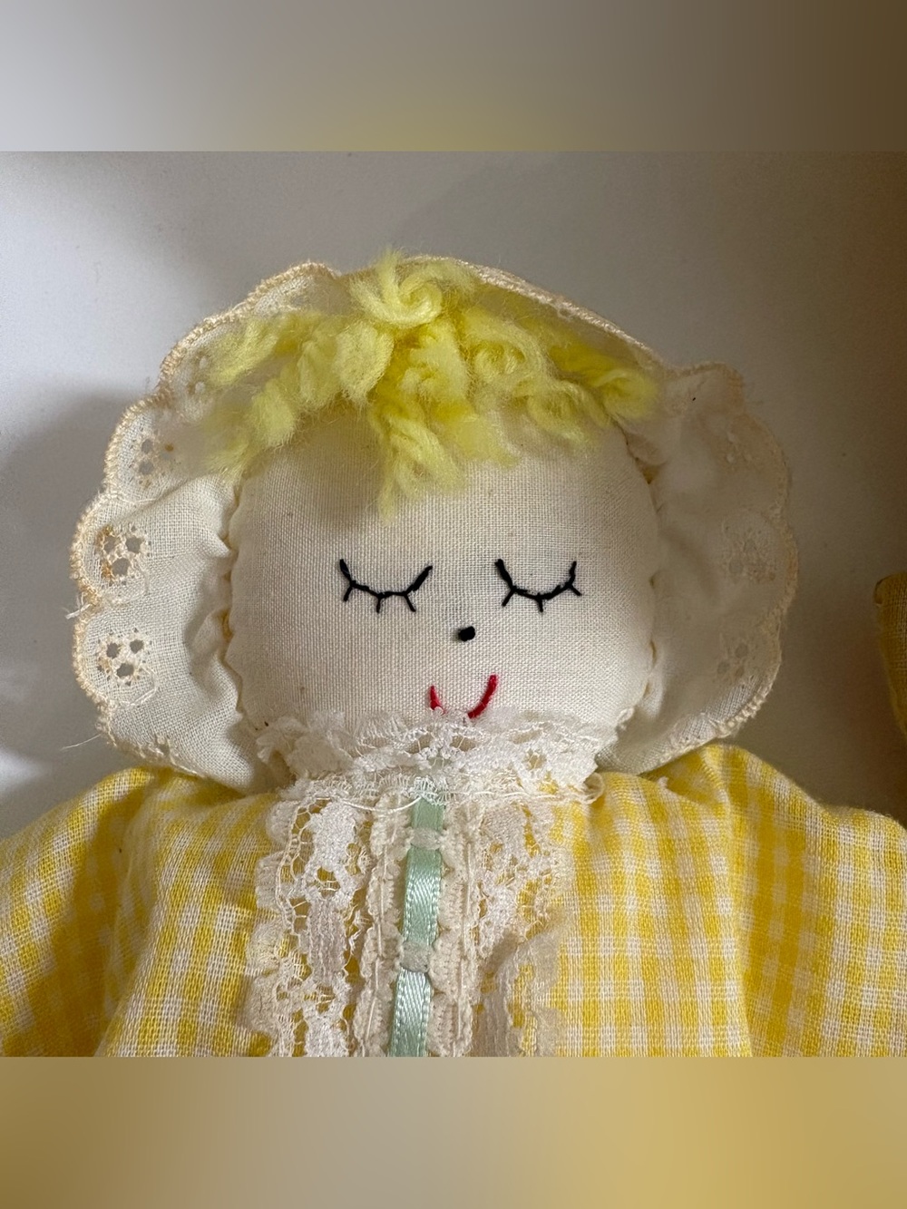 Vintage Handmade Baby Doll Bed Bassinet & Doll Cuddle Plush Yellow Lace Gingham - Picture 9 of 13